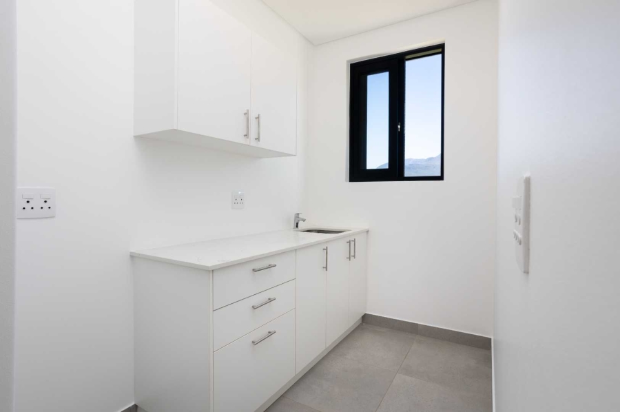 Commercial Property for Sale in Val De Vie Estate Western Cape